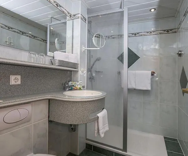 Unter Den Linden Hotel