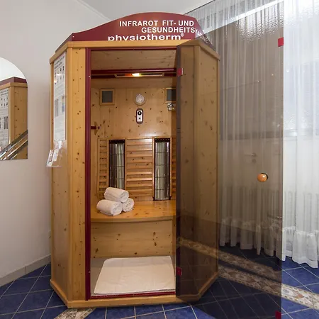 호텔 Unter Den Linden 바트푸징