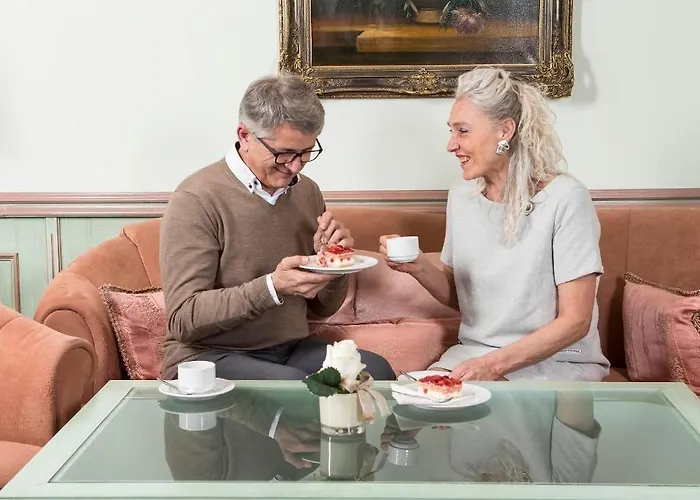 Unter Den Linden Hotell 3*